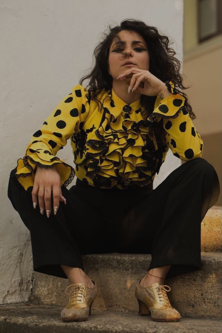 Laura Santos foto de revista (biografía)